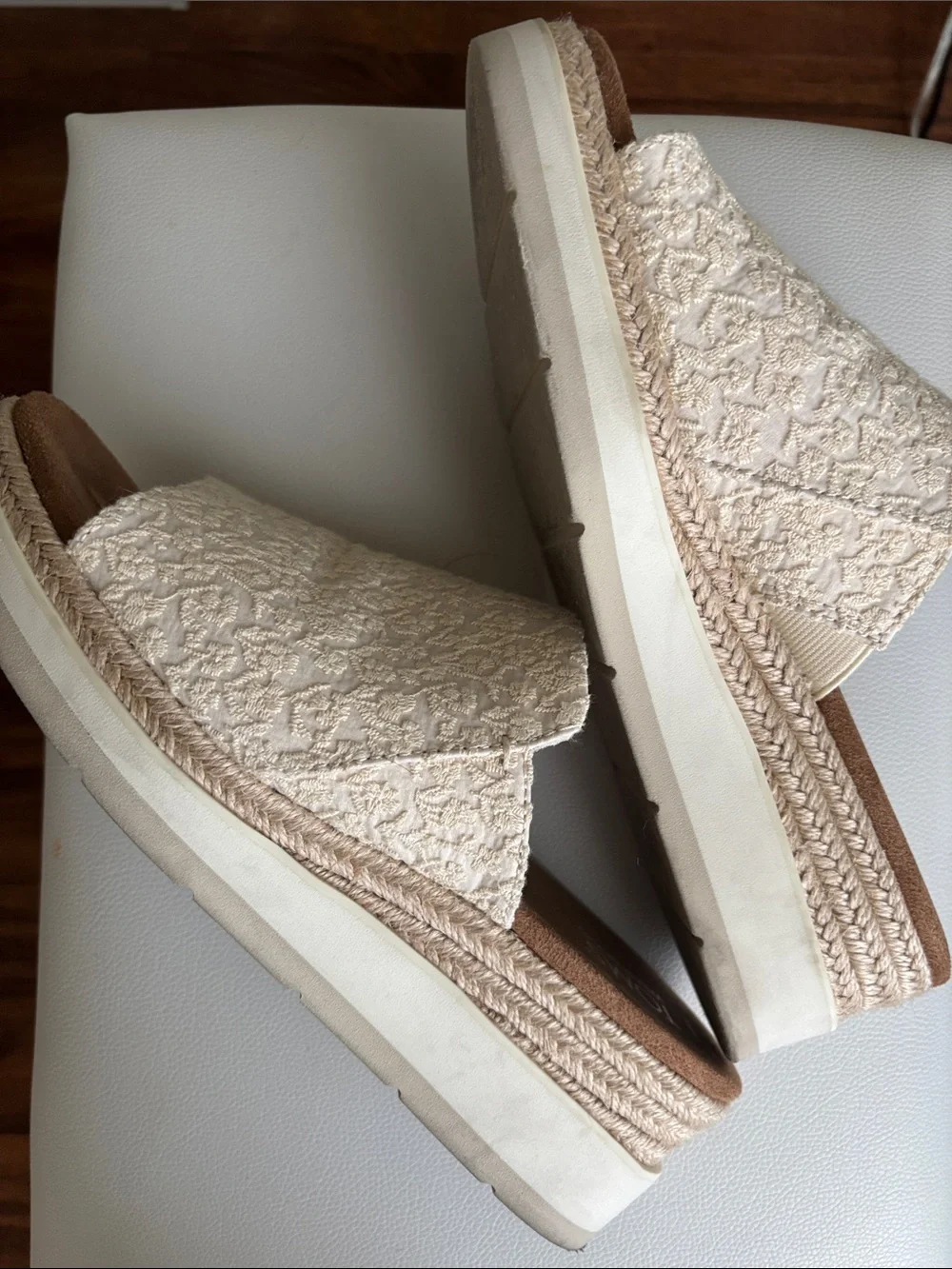 TOMS Cream Embroidered Slide Sandals — Women's Slip-On - Picture 2 of 2
